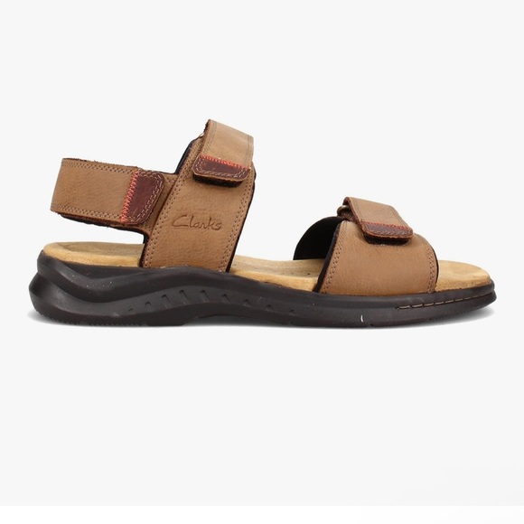 Clarks Men\'s Hapsford Creek Sandal in Tan Leather